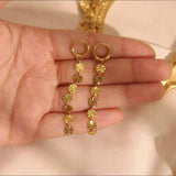 Cercei inox lungi 7 fulgi placaj aur 18K, 3 g