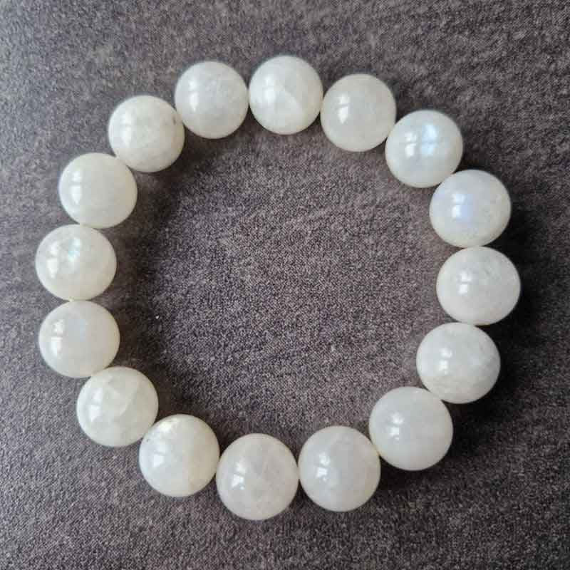Bratara cu margele piatra lunii 13 mm, lungime 18-20 cm - Podoabele Mele
