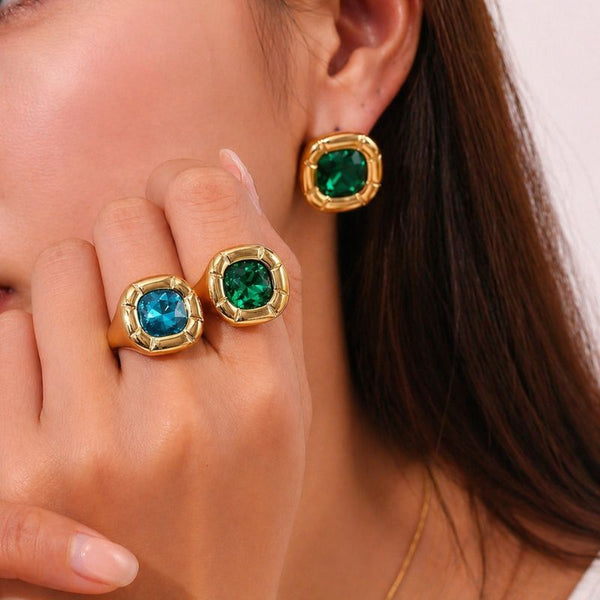 Inel inox, placaj aur 18K, Ghiul cu piatra CZ verde